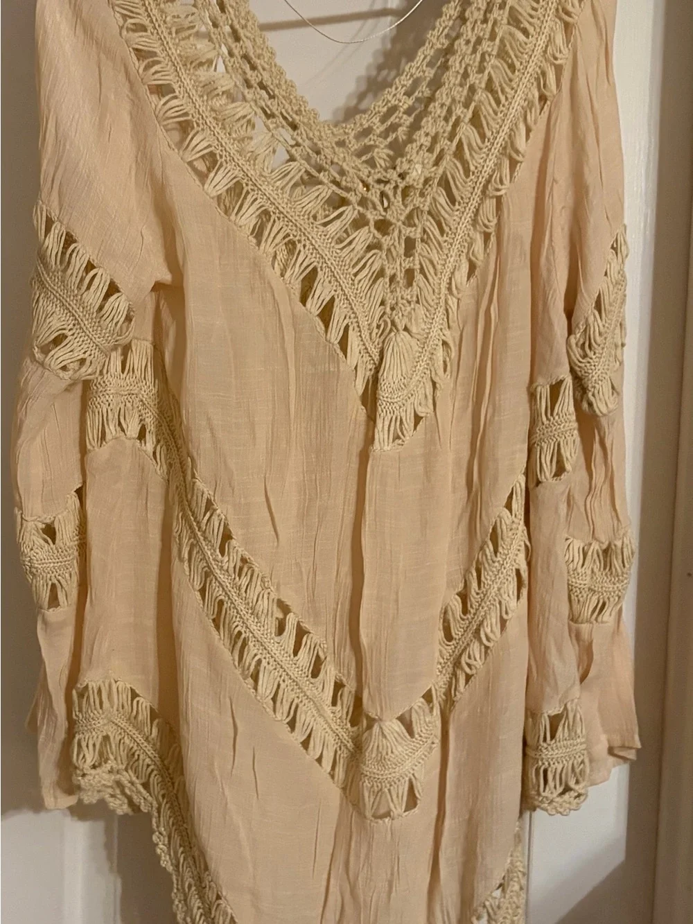 Umgee Cream Crochet V-Neck Boho Tunic - Size 1XL - Picture 5 of 5